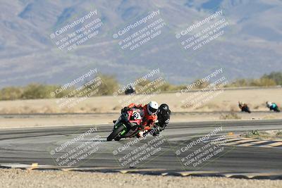 media/Dec-06-2025-CVMA (Sat) [[4a896cc04c]]/Race 8- Formula 40 MW and LW/